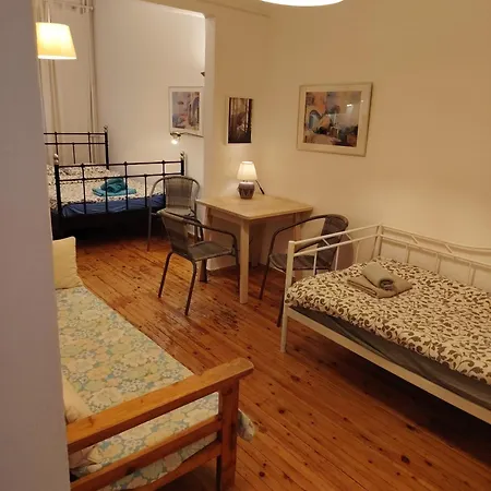 Apartment Cosy Open Large By Ruins Helexpo